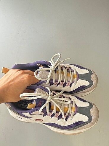 Skechers spor ayakkabı