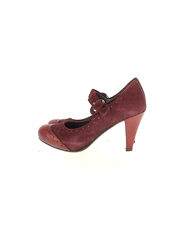 Diğer Stiletto %70 İndirimli.