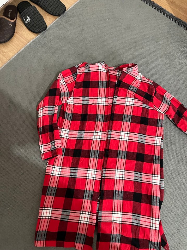 Düğmeli Kırmızı Ekose Uzun Kollu Kadın Hırka - Görsel 3
