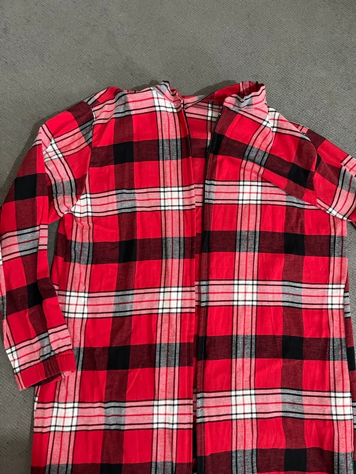 Düğmeli Kırmızı Ekose Uzun Kollu Kadın Hırka - Görsel 2
