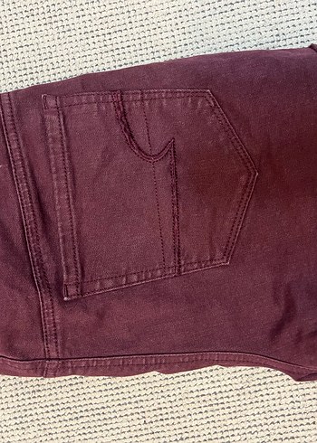Bordo Düğmeli Kadın Şort - Görsel 4