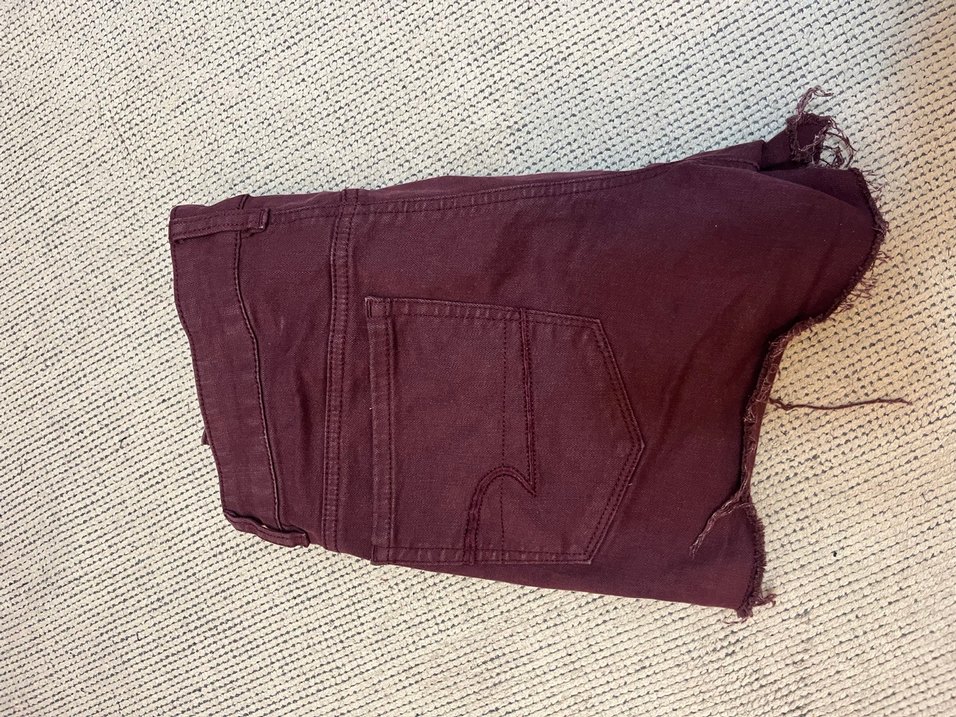 Bordo Düğmeli Kadın Şort - Görsel 2