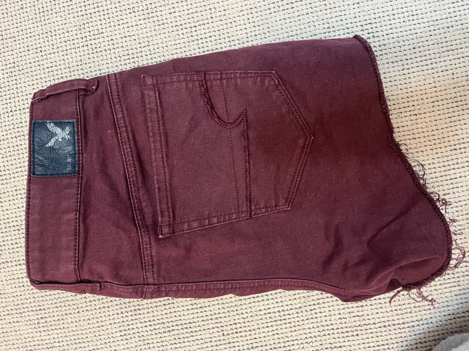 Bordo Düğmeli Kadın Şort - Görsel 4