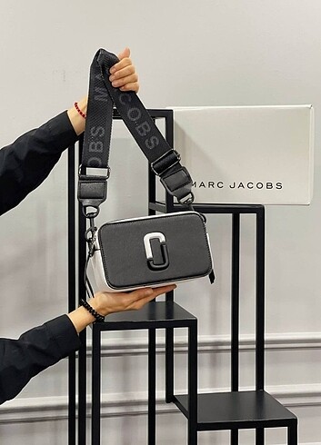 Marc Jacobs #marc jacobs 21 cm 12 cm boylarında 