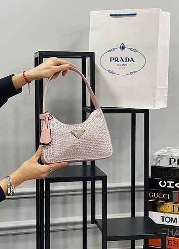 Beden siyah Renk Prada taşlı model toz torbali