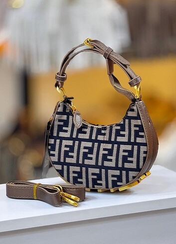 Fendi mini boy 18 cm 