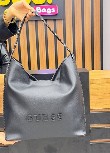 Guess AAA kalite 40 x 35 cm 