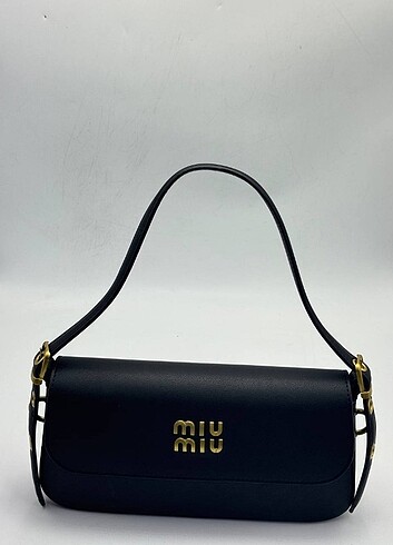 Miu miu ithal aksesuar ve A kalite işçilik 15 x 28 cm 
