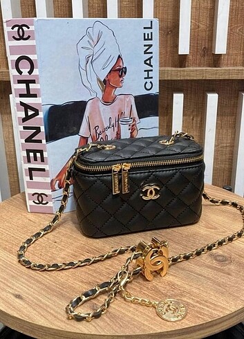 Chanel mini makyaj ve çanta 19 cm 