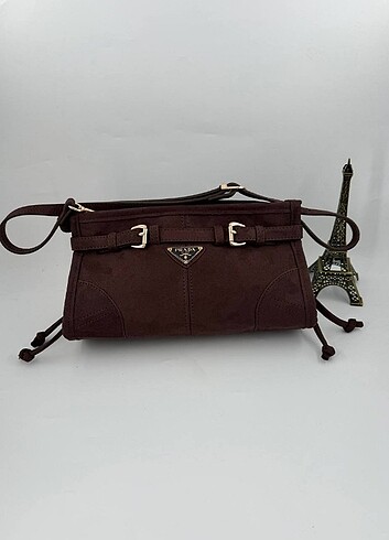 Prada küçük boy 26 x 14 cm 