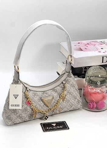 Guess 28 cm A kalite orjinalle bitebir4 aynısı