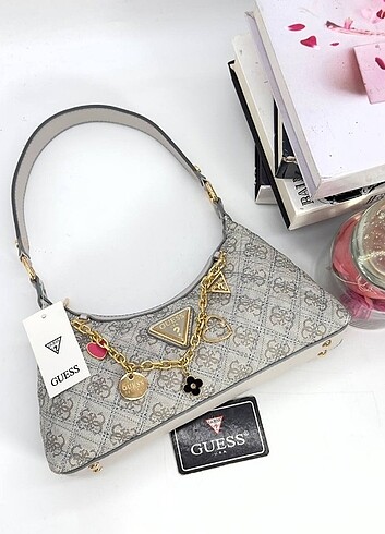 Guess Guess 28 cm A kalite orjinalle bitebir4 aynısı