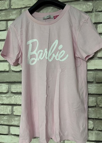 Pembe Barbie Baskılı Kadın Tişört