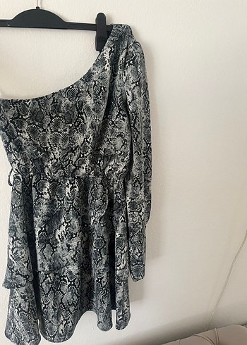 Yılan Desenli Mini Elbise