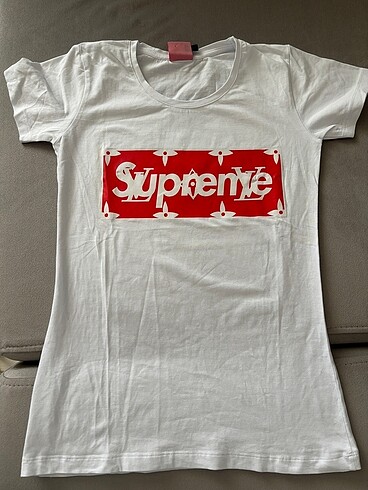 Supreme beyaz tişört