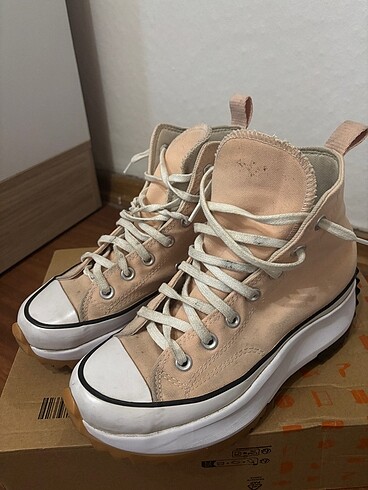 38,5 Beden Converse spor ayakkabı