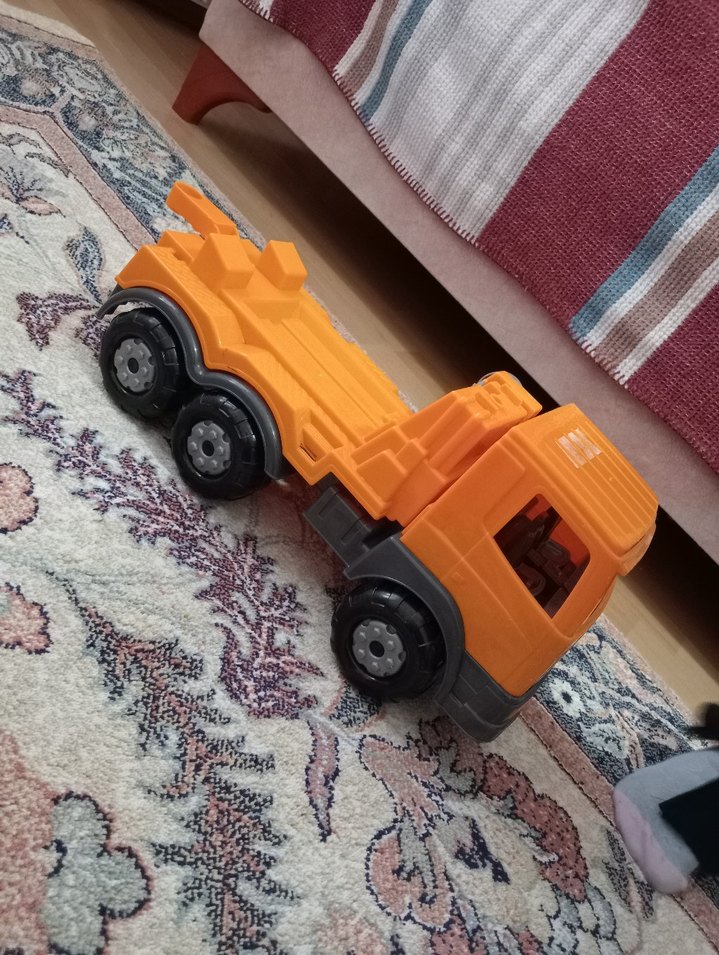 Turuncu Renkli Oyuncak Kamyon - Görsel 3