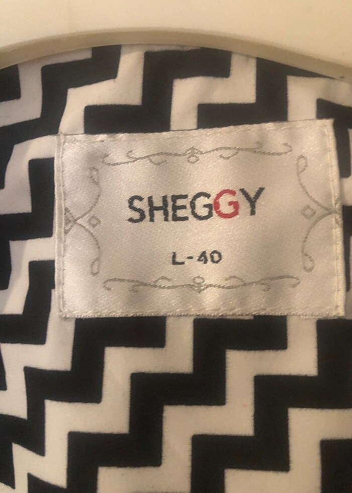 Siyah Beyaz Trençkot - Görsel 4