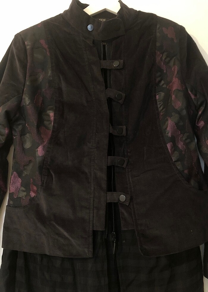 Anvrdıe Mont - Görsel 2