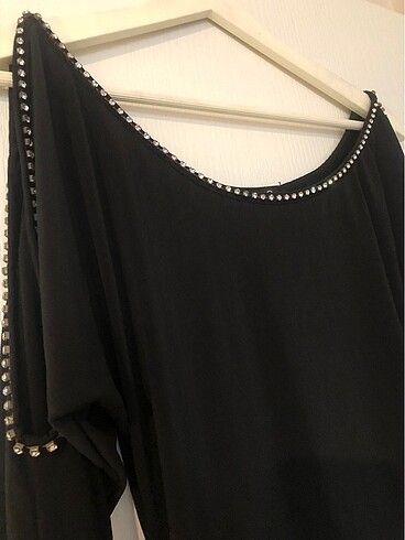 Omuz Pencereli, Taş Detaylı Siyah Abiye Elbise - Görsel 2