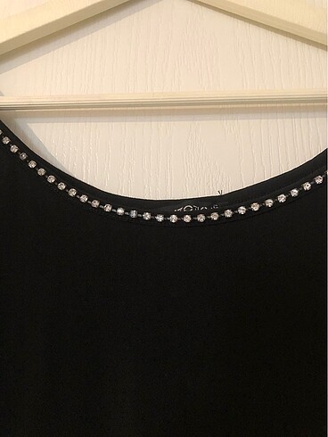 Omuz Pencereli, Taş Detaylı Siyah Abiye Elbise - Görsel 3