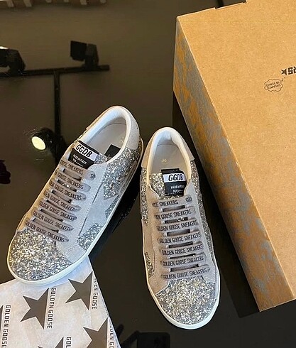 Golden Goose Deluxe