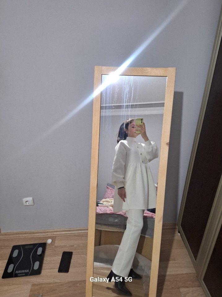 Düğmeli Beyaz Midi Kadın Tunik - Görsel 3