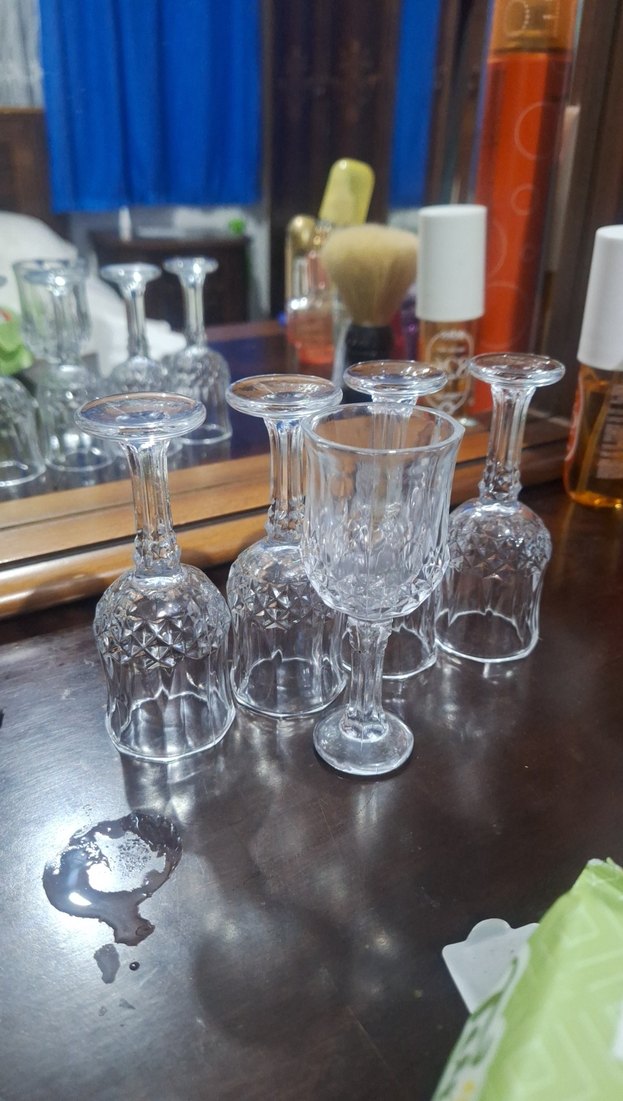 Kristal Desenli Küçük Şarap Kadehleri - Görsel 2