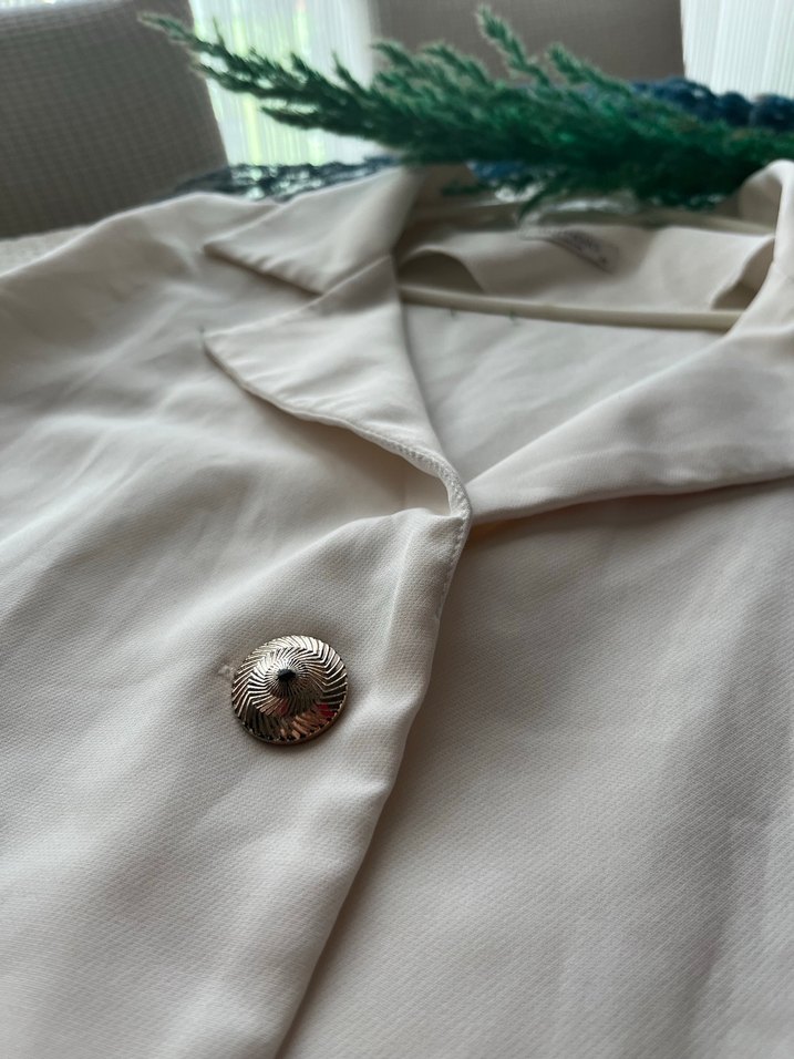 Düğmeli Krem Keten Mini Gömlek - Görsel 3