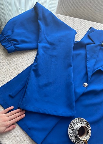 Düğmeli Kısa Mavi Kadın Takım Elbise - Görsel 3