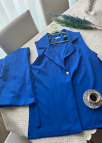 Düğmeli Kısa Mavi Kadın Takım Elbise - Görsel 2