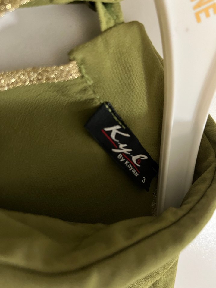 Haki Uzun Kollu Düğmeli Şifon Bluz - Görsel 3