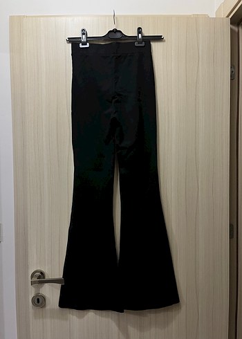 Siyah İspanyol Paça Tayt Pantolon - Görsel 2