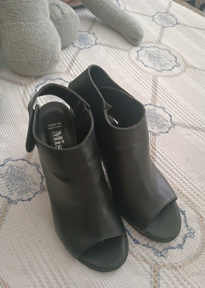 Kadın topuklu ayakkabı - Görsel 2