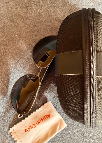 Erkek güneş gözlüğü - Görsel 2