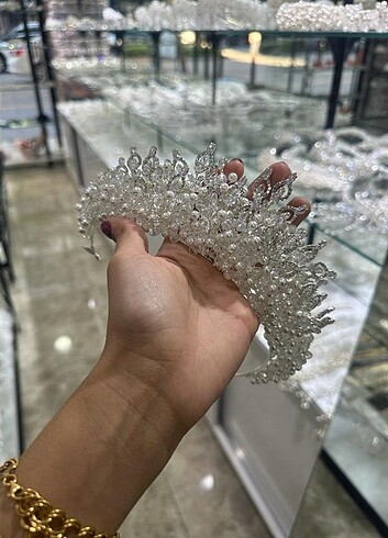 Gelin tacı