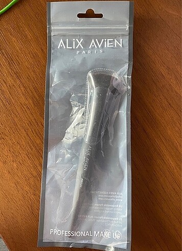 Alix avien fırça