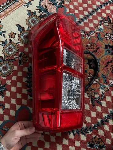 Beden Isuzu D-Max sol stop lambası