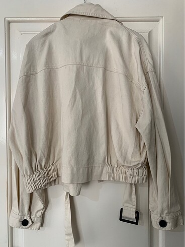 l Beden ten rengi Renk Zara Crop Ceket