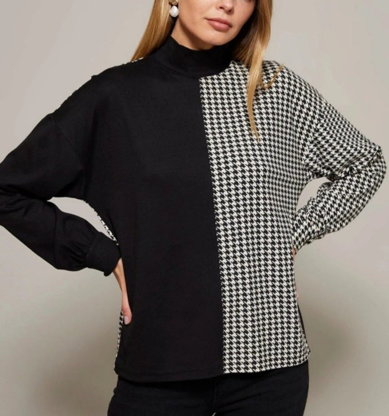 Siyah Beyaz Kazayağı Desenli Yarım Boğazlı Kazak - Görsel 4