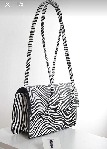 Zebra desenli baget çanta 