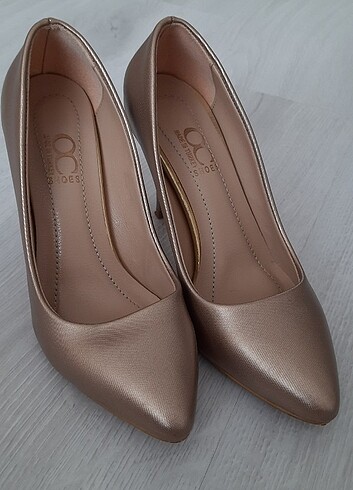 Diğer Stiletto 