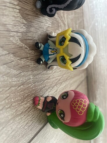Beden Renk Monster high