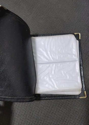 Köşeleri Metal Detaylı Siyah kartvizitlik 15×10 cm - Görsel 3