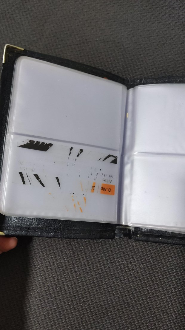 Köşeleri Metal Detaylı Siyah kartvizitlik 15×10 cm - Görsel 5