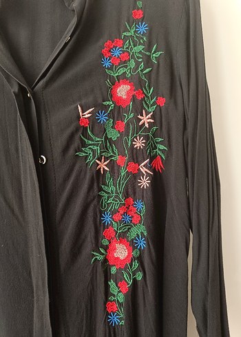 Uzun Kollu Siyah Nakışlı Bohem Kadın Gömlek - Görsel 2