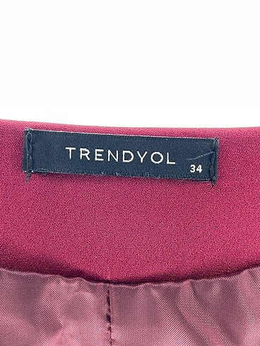 34 Beden bordo Renk Trendyol & Milla Yelek %70 İndirimli.