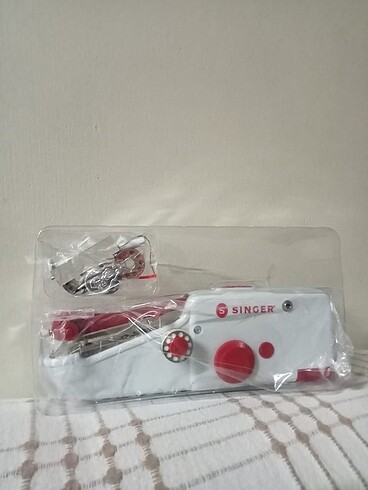 Mini dikiş makinesi