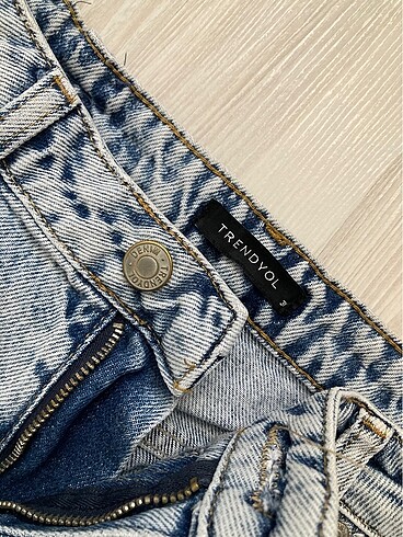 Açık renk jeans