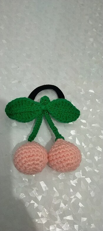 Amigurumi kiraz toka